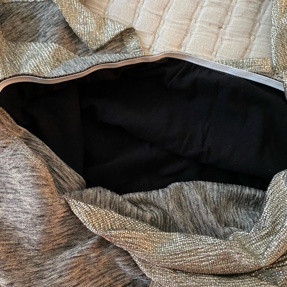 Deby Debo Metallic Gold Faux Wrap Dress Women’s XL - Picture 4 of 7